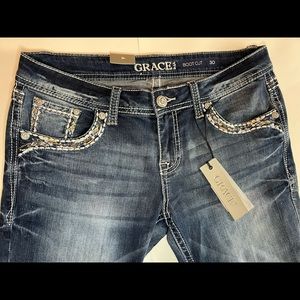 GRACE in LA boot cut jeans (Size US W30)
